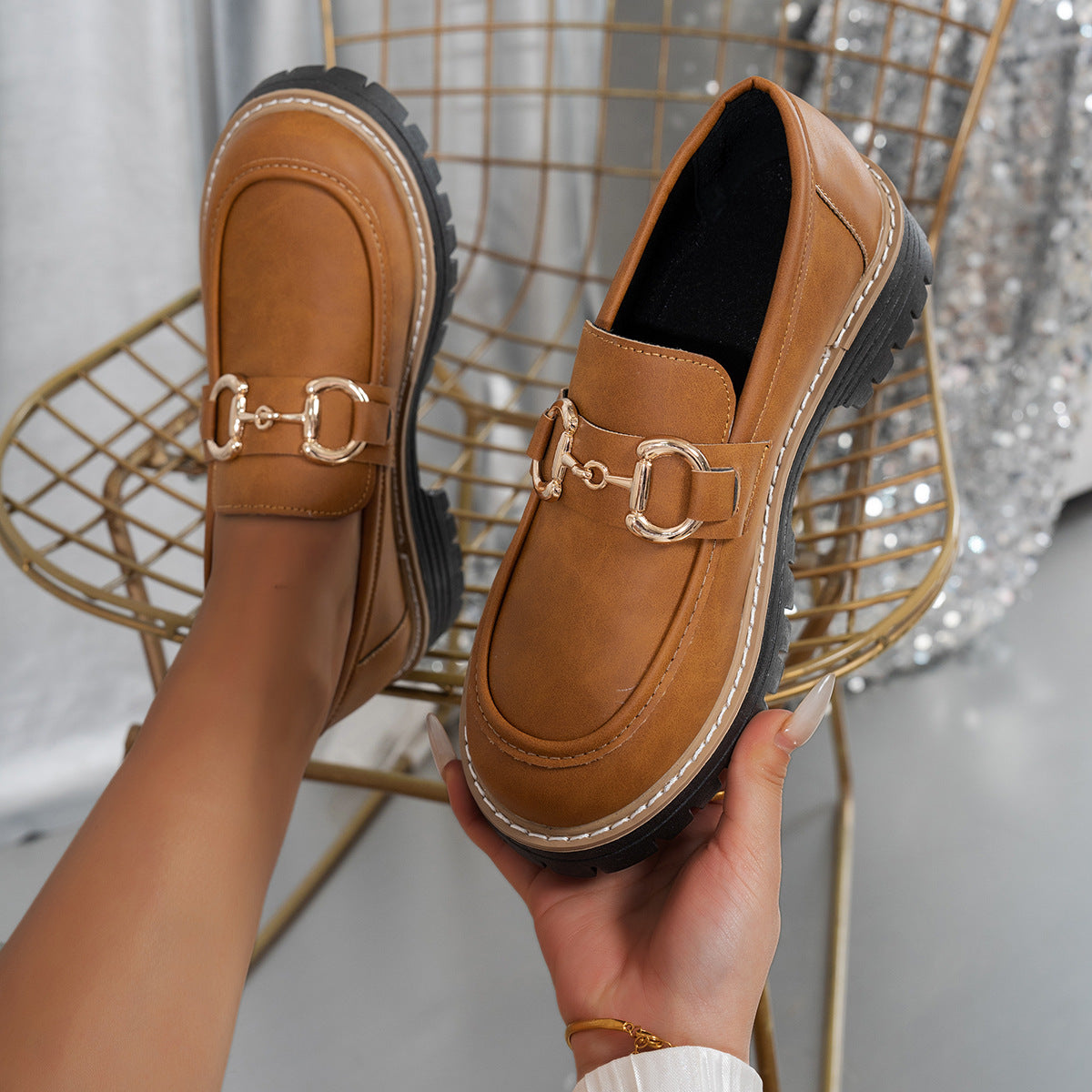Mocassins rétro à plateforme et talon épais, style color-block, pour femmes grandes tailles Fiorelle