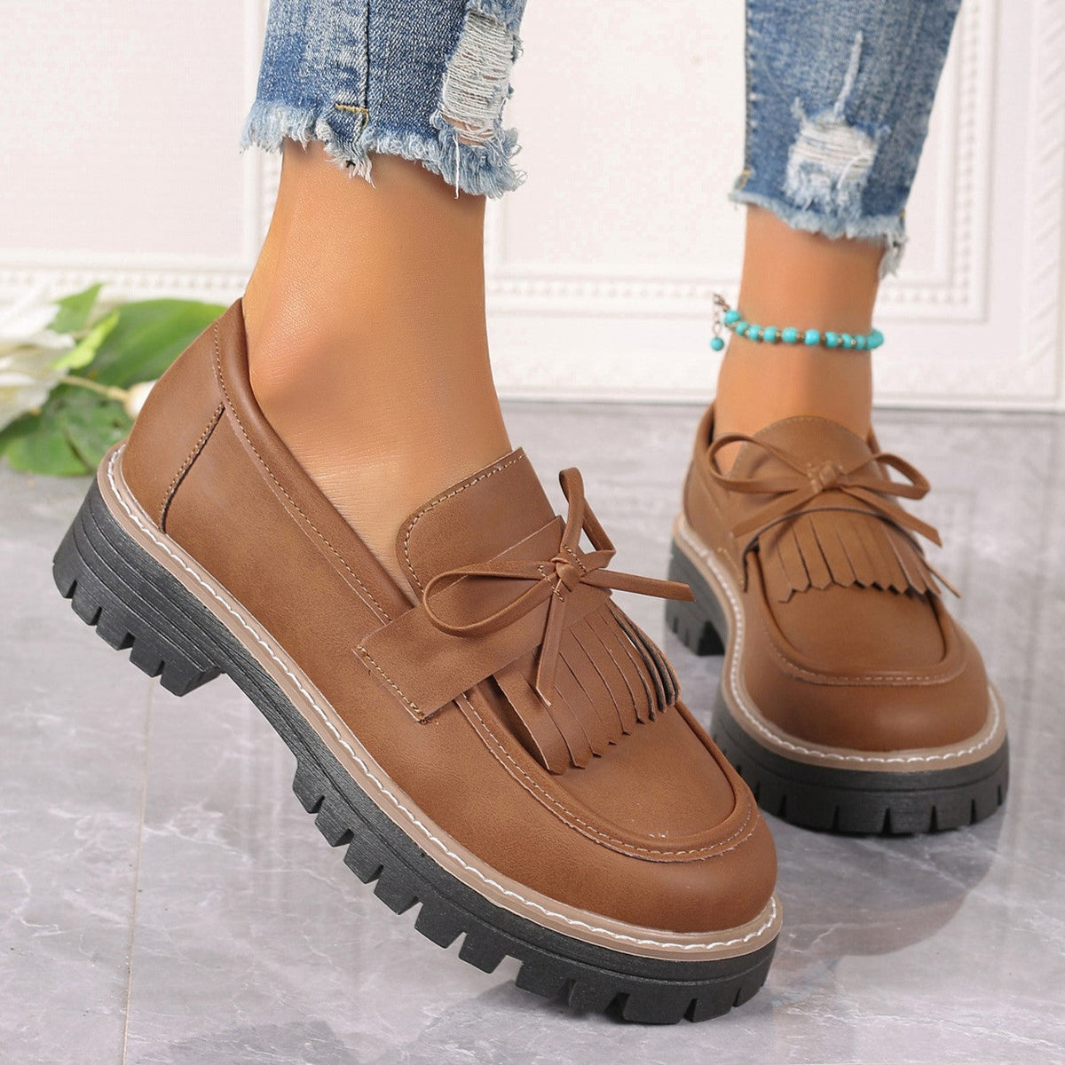 Mocassins décontractés pour femme Fiorelle grandes tailles, élégants, à talons épais, ornés de pompons et de nœuds