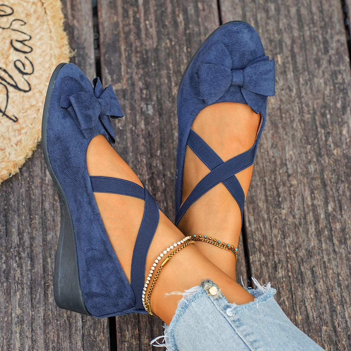 Mocassins compensés en suédine à nœud Elara pour femme Fiorelle – Chaussures à enfiler confortables avec brides croisées élastiques (US 5–10,5)