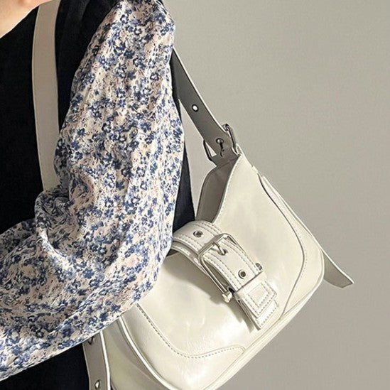 Fiorelle Damen Luna Satteltasche – Retro-Chic Umhängetasche | Y2K Minimalistische Handtasche