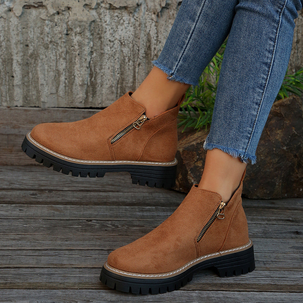 Fiorelle Damen Metro Chelsea Boots – Wildleder-Stiefeletten mit seitlichem Reißverschluss und Blockabsatz (US 5–10,5)
