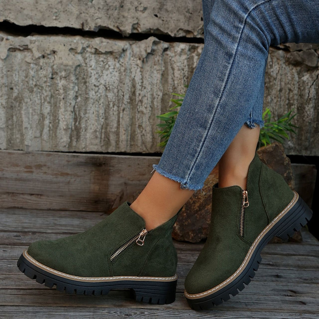 Fiorelle Damen Metro Chelsea Boots – Wildleder-Stiefeletten mit seitlichem Reißverschluss und Blockabsatz (US 5–10,5)
