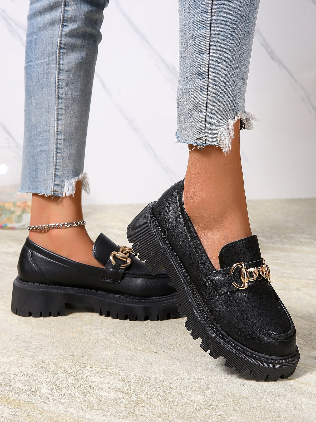 Fiorelle Damen-Loafer in Übergröße, britisches Design, Plateau-Slipper aus Leder