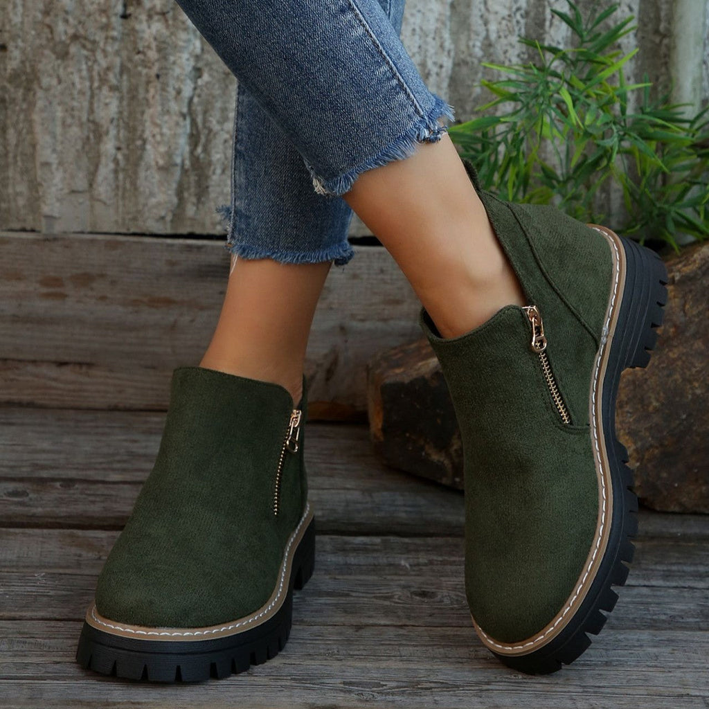 Fiorelle Damen Metro Chelsea Boots – Wildleder-Stiefeletten mit seitlichem Reißverschluss und Blockabsatz (US 5–10,5)