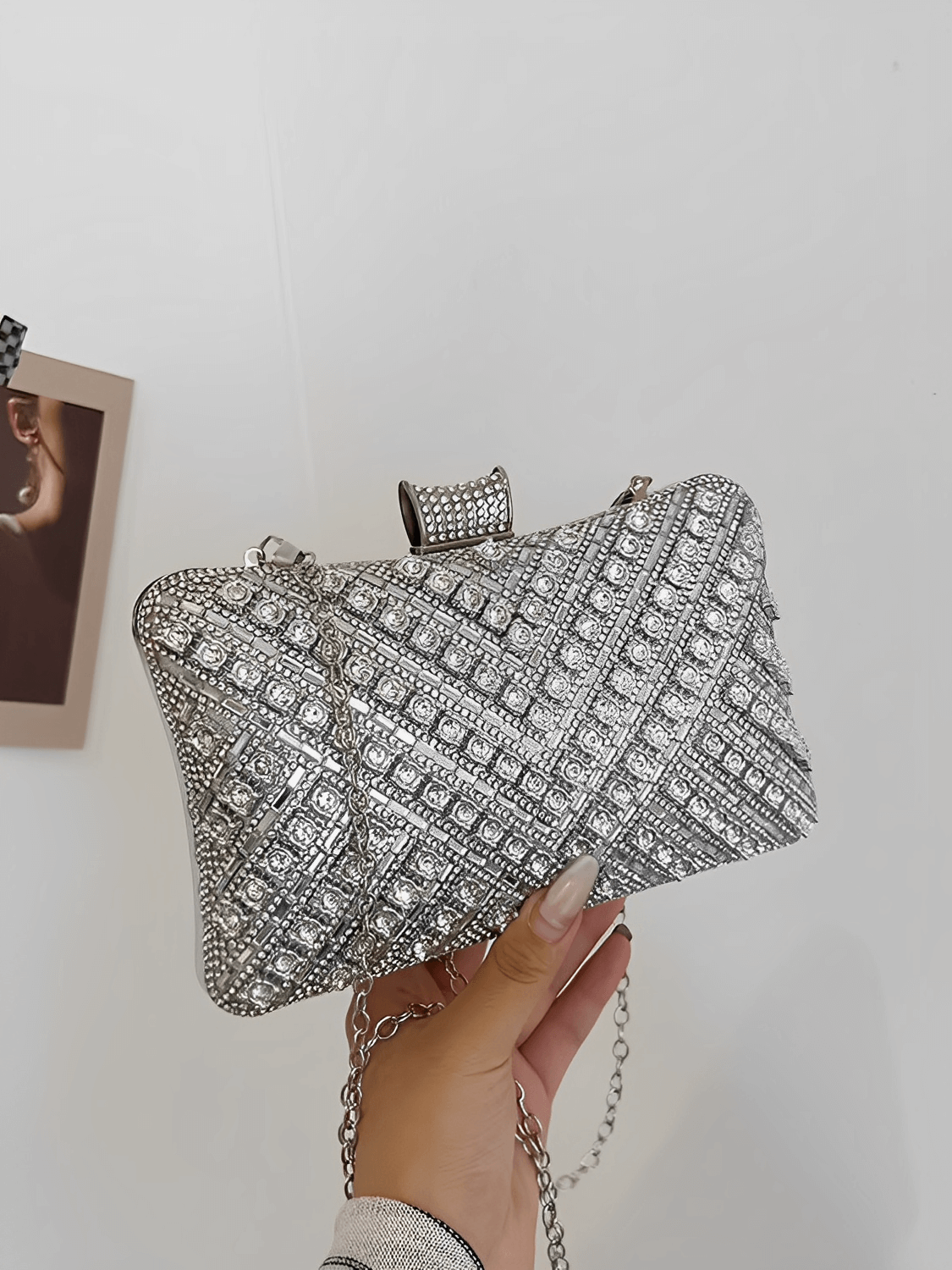 Pochette de soirée cristal pour femme avec bretelles amovibles – Nayra