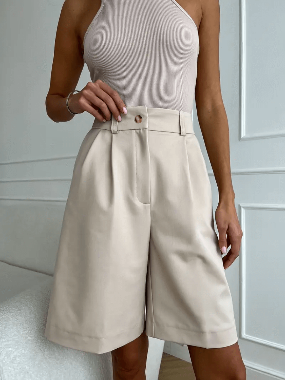 Tailored Bermuda Shorts with Front Draping and Pockets – Milena