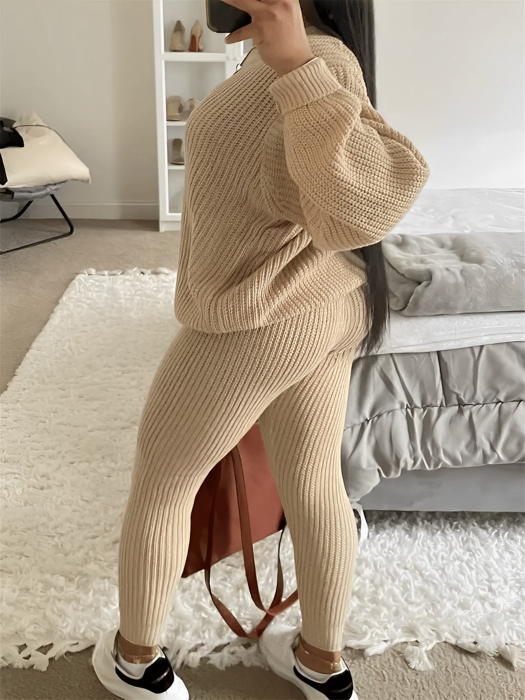 Strick-Set mit Oversized-Pullover und verstellbarer Leggings – Ranya