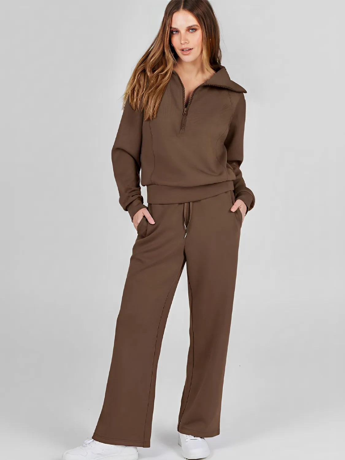 Women's Set with Adjustable High-Neck Sweater and Mid-Rise Drawstring Trousers - Alessandra