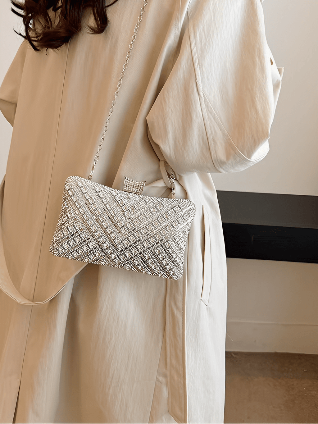 Pochette de soirée cristal pour femme avec bretelles amovibles – Nayra