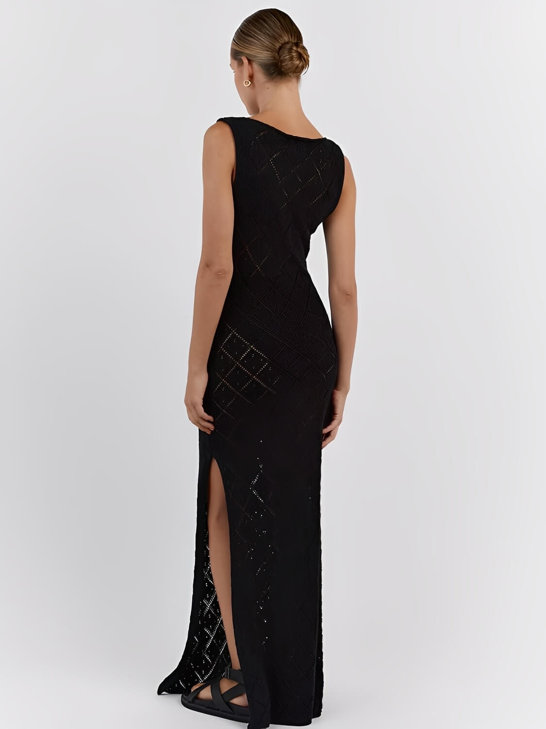 Robe longue au crochet ajouré avec fente latérale – Filipa