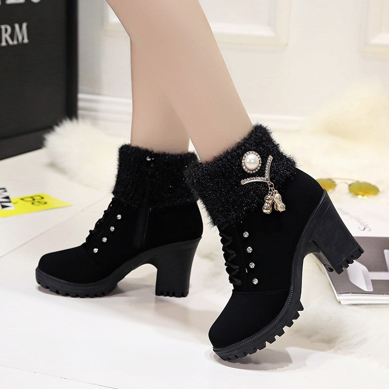 Fiorelle Damen Glam-Stiefel mit Strickbündchen – Elegante Stiefel mit Blockabsatz, seitlichem Reißverschluss und Strass-Verzierung (US 5-10)
