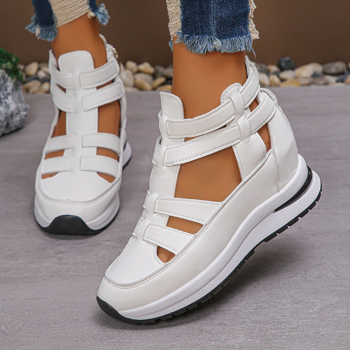 Sandales plateforme sportives grande taille pour femme Fiorelle - Sandales baskets fermées à glissière latérale avec 7 cm de hauteur supplémentaire