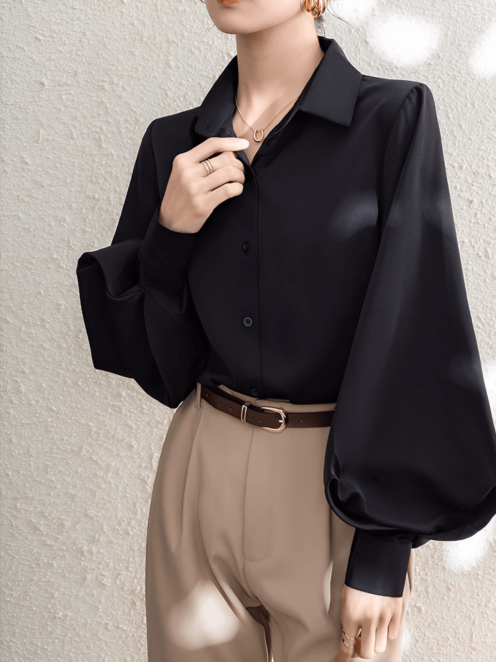 Structured Fabric Shirt with Lantern Sleeves and Lapel Collar – Scarllet