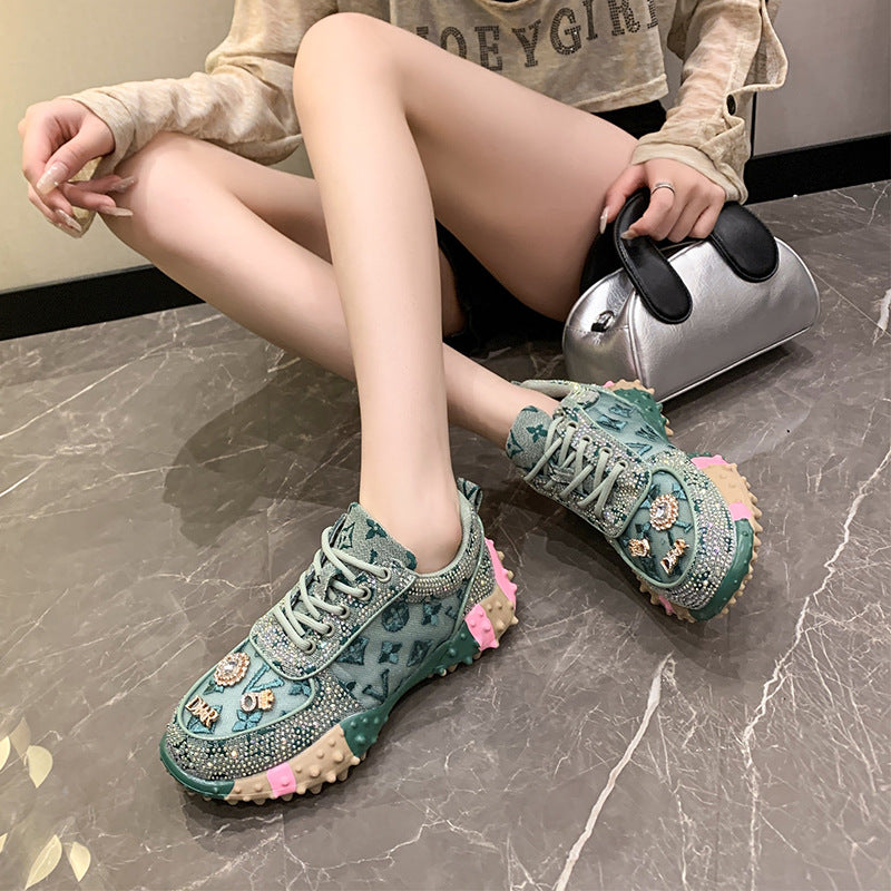 Fiorelle Damen Lumira bestickte Buchstaben Mesh-Plateau-Sneaker – Chunky-Sohle mit Strass-Details, modische Luxus-Sneaker (US 4–10,5)