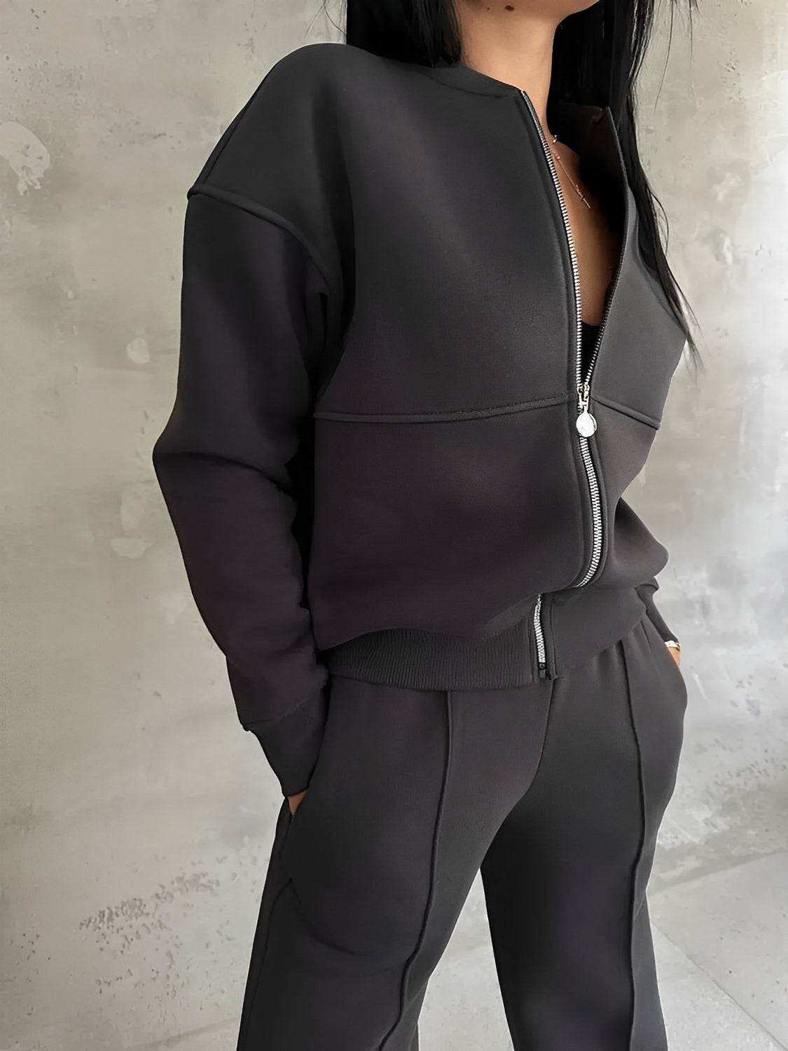 Women's Zip Jacket and Straight Trousers Set with Pockets - Bruna