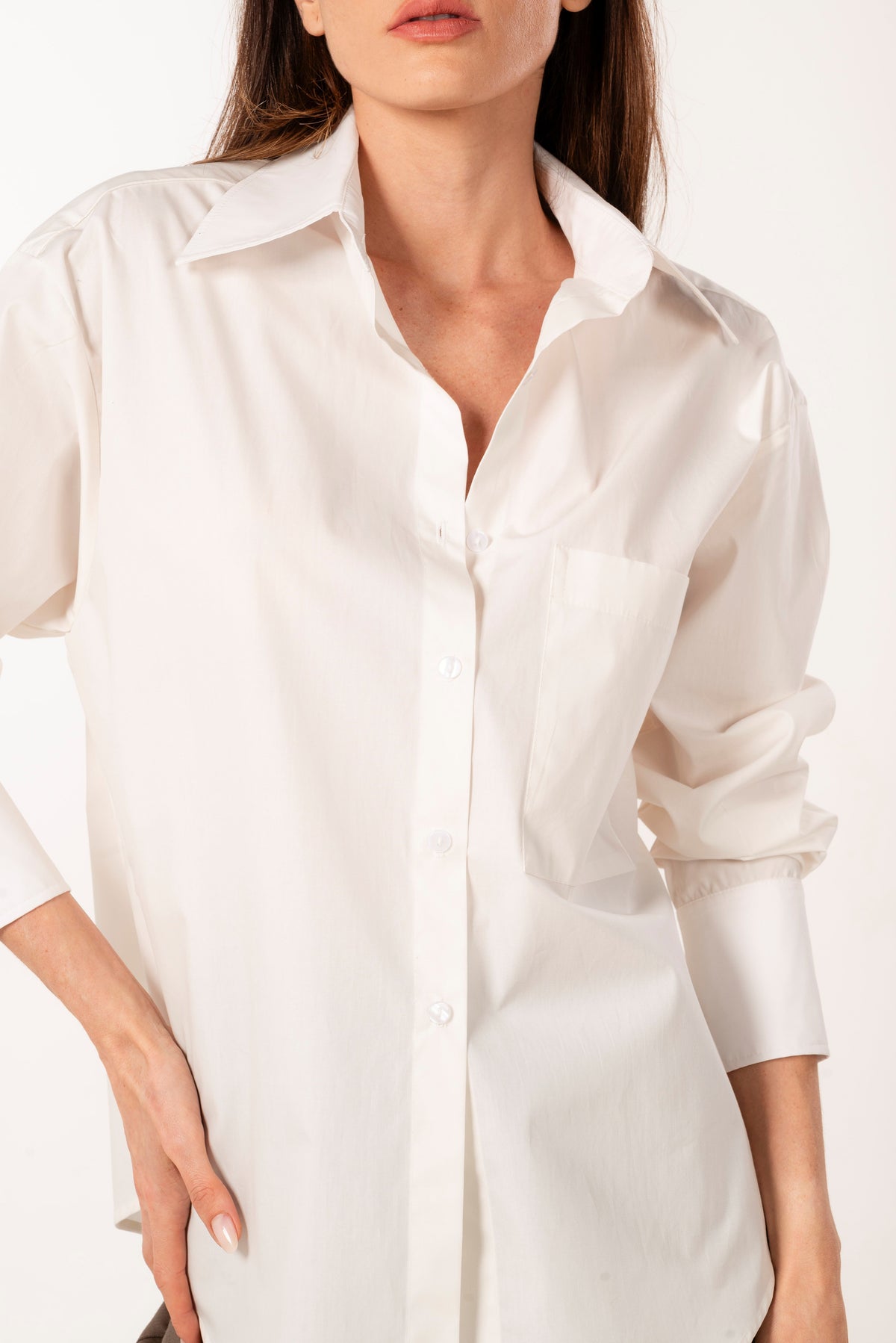 ÉXI-ROSIE OFF WHITE SHIRT