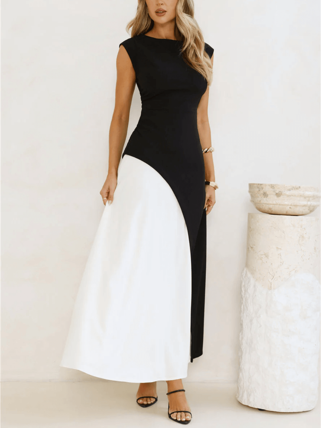 Elegant Sleeveless Maxi Dress with Diagonal Two-Tone Design - Alane
