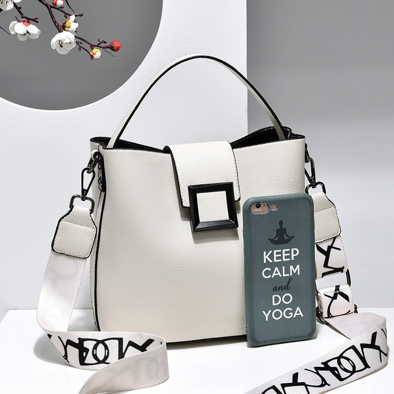 Fiorelle Damen-Beuteltasche mit Signature-Schnalle – Hochwertige, wandelbare Schulter- & Umhängetasche mit architektonischer Silhouette & gehobenem Minimalismus