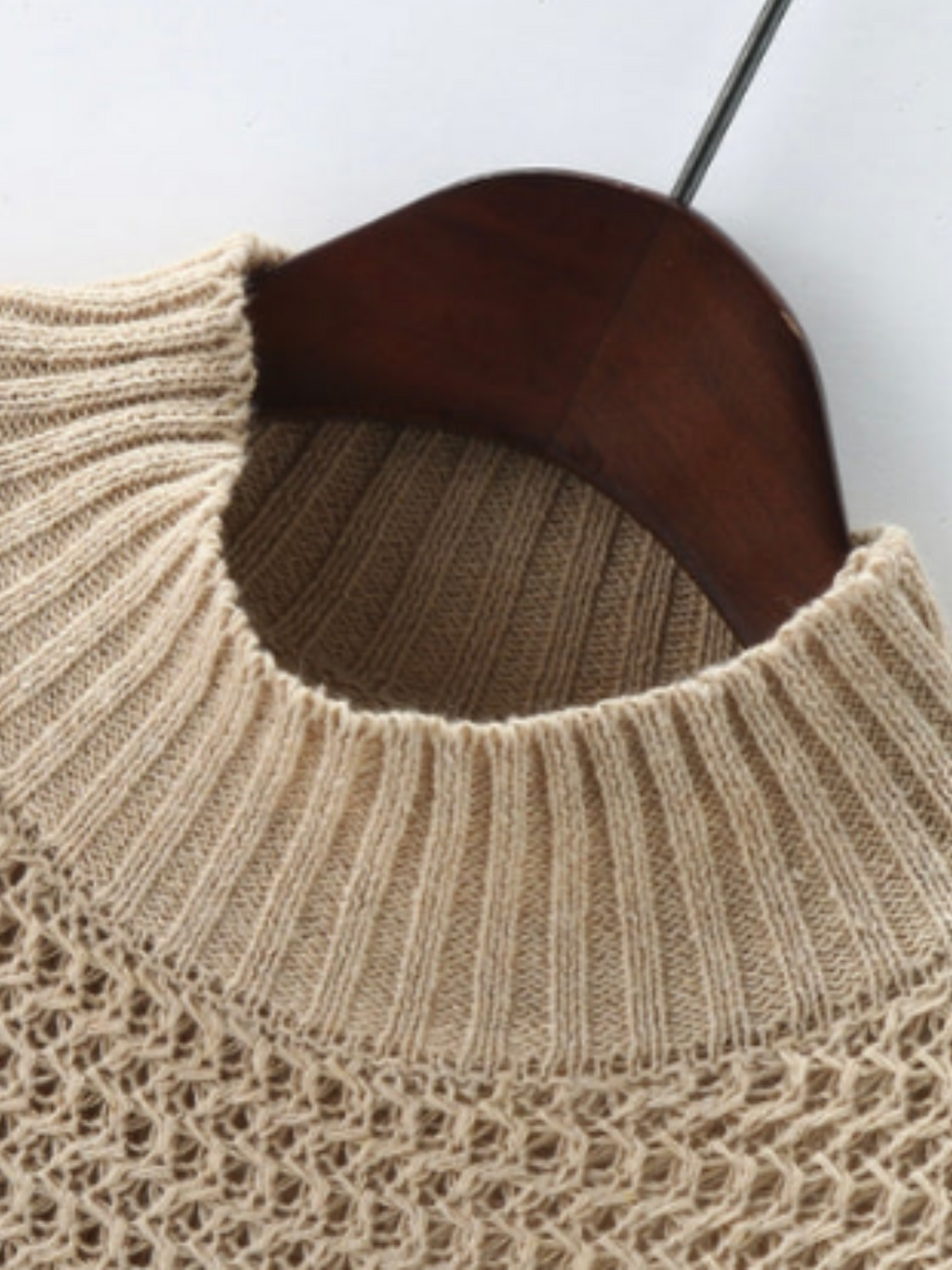 Damen-Strickpullover mit Rollkragen, Vokuhila-Saum und Puffärmeln - Aurora