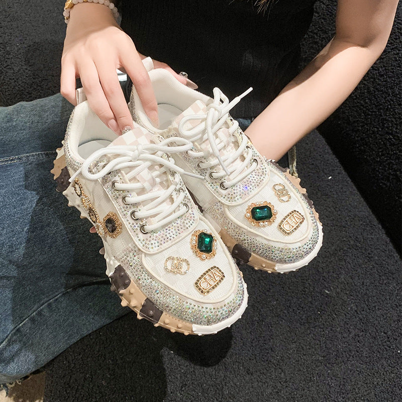 Fiorelle Damen Lumira bestickte Buchstaben Mesh-Plateau-Sneaker – Chunky-Sohle mit Strass-Details, modische Luxus-Sneaker (US 4–10,5)