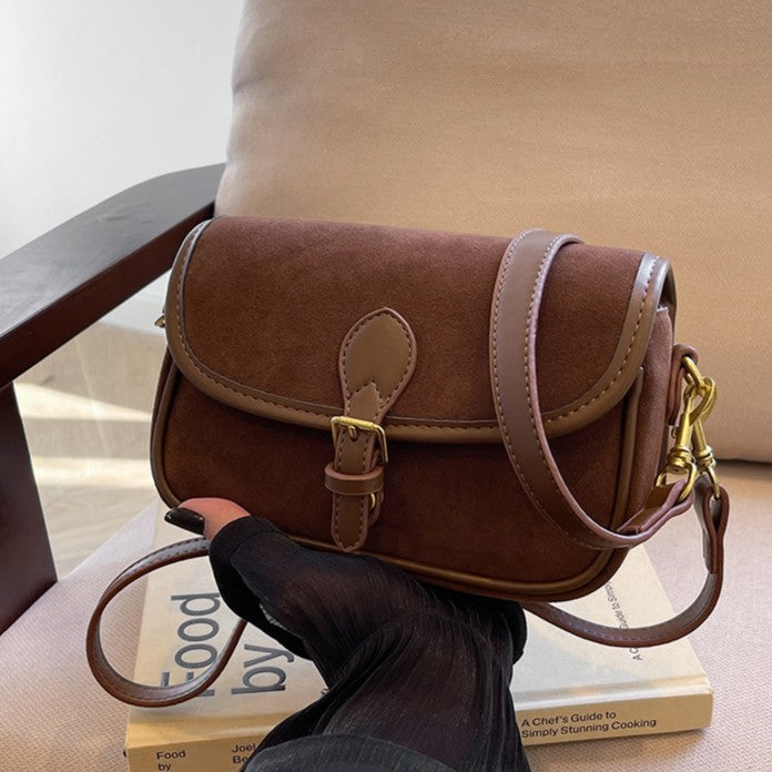Fiorelle Damen-Satteltasche Luxe Sling Bag – Matte Vintage-Umhängetasche mit Signature-Schnalle & verstellbarem Tragegurt