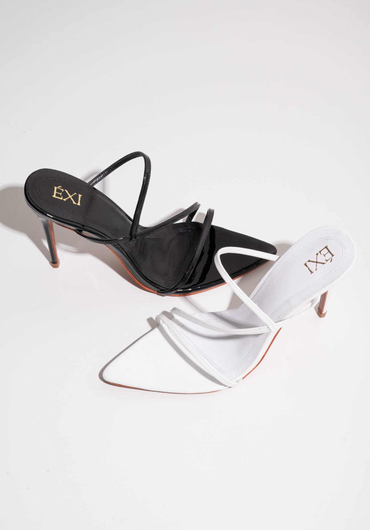 ÉXI-IRIS MULE WHITE - PRE-ORDER