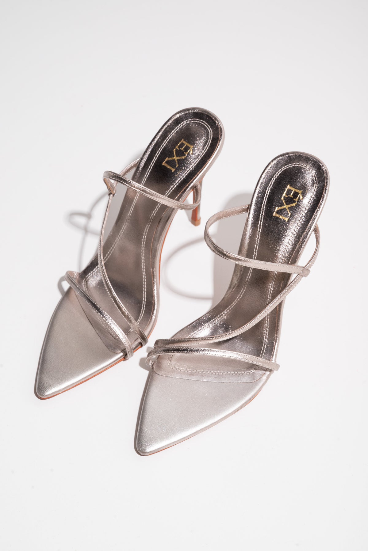 ÉXI-IRIS MULE SILBER