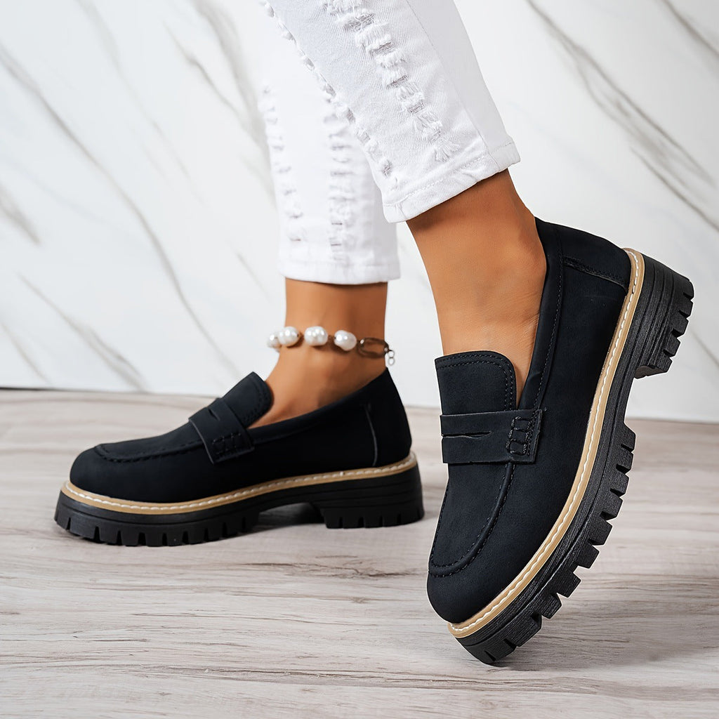 Mocassins rétro décontractés en suédine à plateforme et talon épais pour femme Fiorelle (grandes tailles)