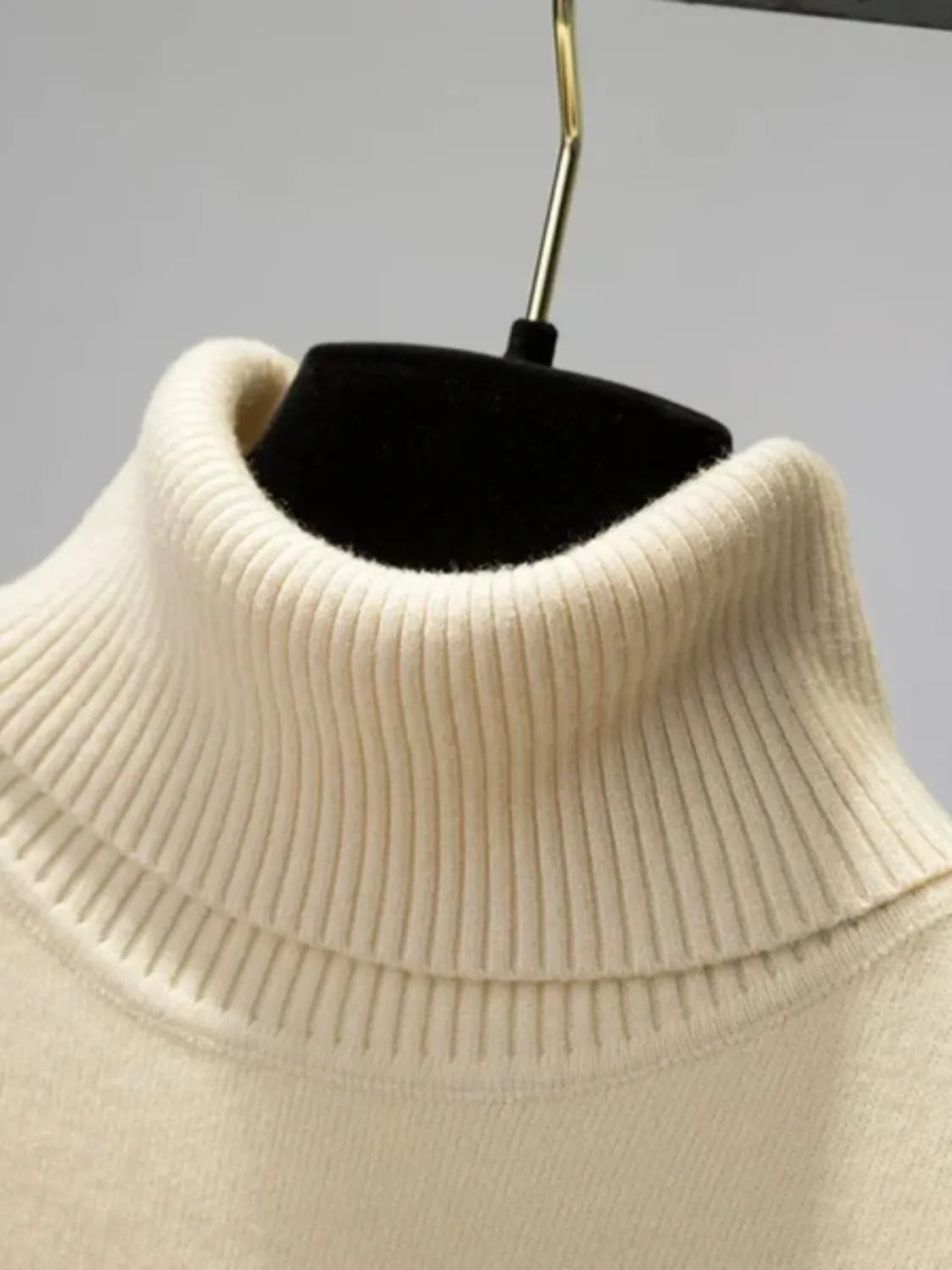 Pull basique en coton brossé à col roulé côtelé - Hillary
