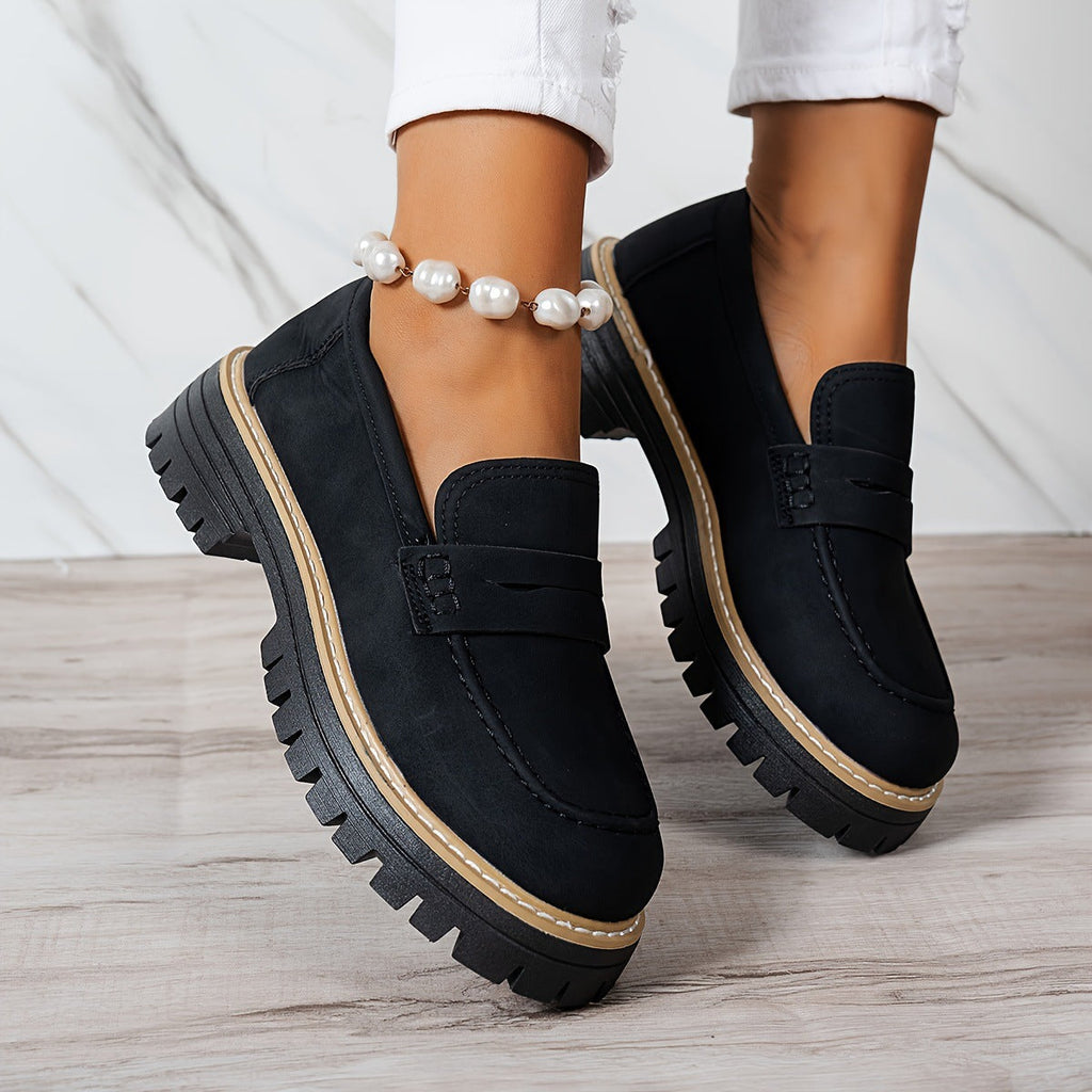 Mocassins rétro décontractés en suédine à plateforme et talon épais pour femme Fiorelle (grandes tailles)