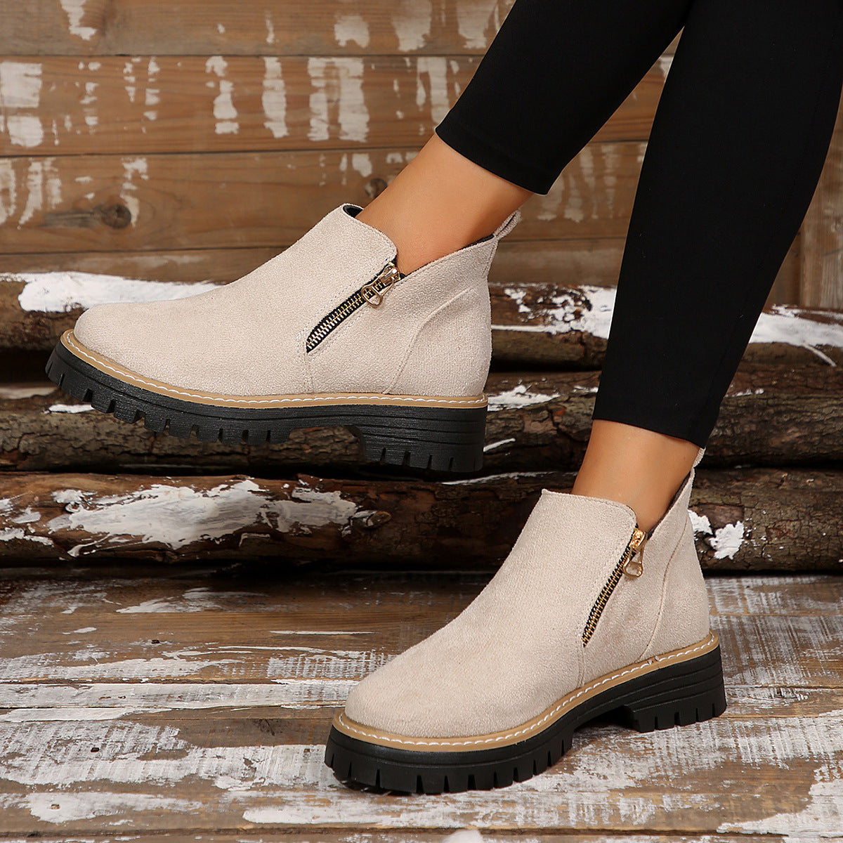 Fiorelle Damen Metro Chelsea Boots – Wildleder-Stiefeletten mit seitlichem Reißverschluss und Blockabsatz (US 5–10,5)