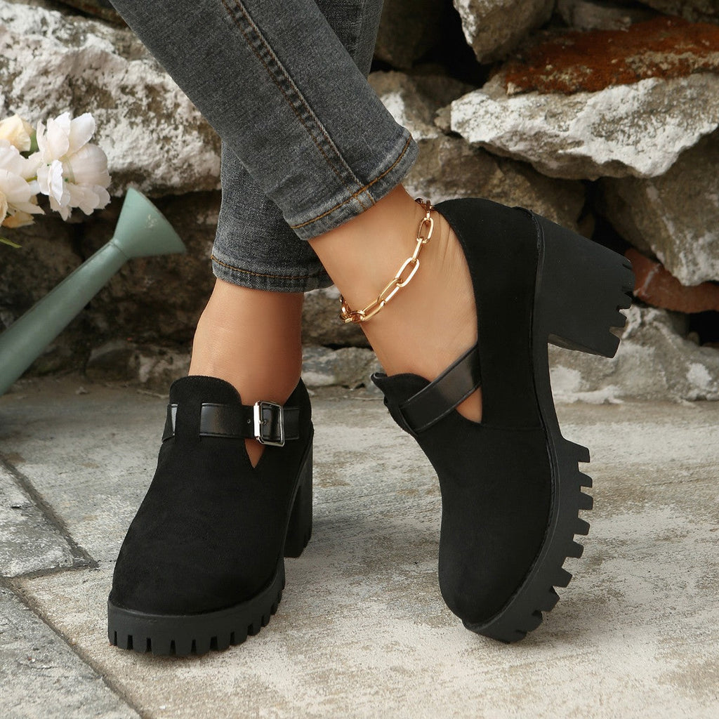 Fiorelle Damen Elevare Plateau-Pumps mit Schnalle und runder Zehenpartie – Modische Schuhe mit Blockabsatz (US 5–10)