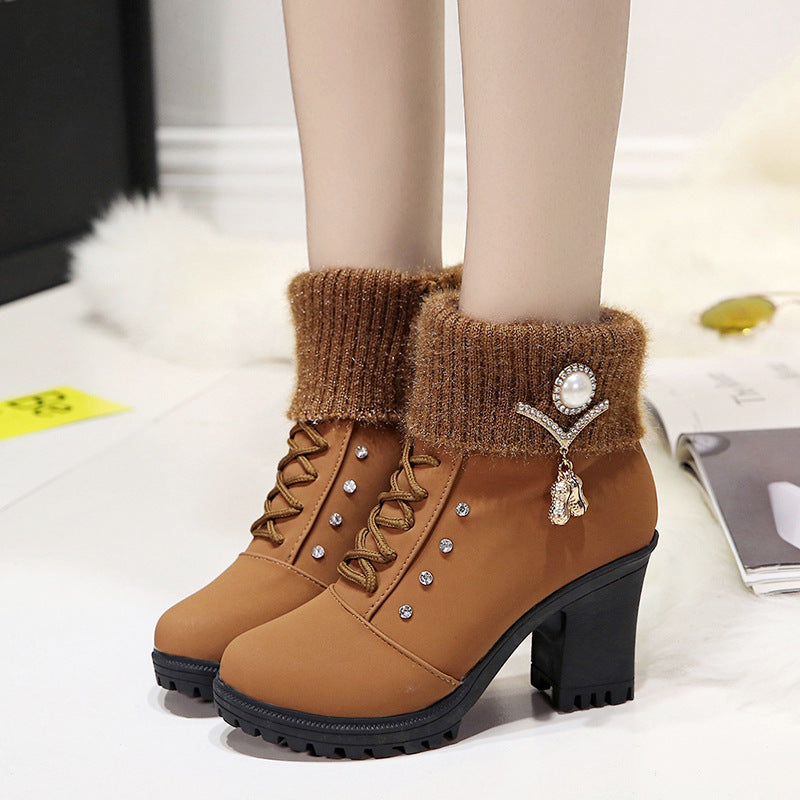 Fiorelle Damen Glam-Stiefel mit Strickbündchen – Elegante Stiefel mit Blockabsatz, seitlichem Reißverschluss und Strass-Verzierung (US 5-10)