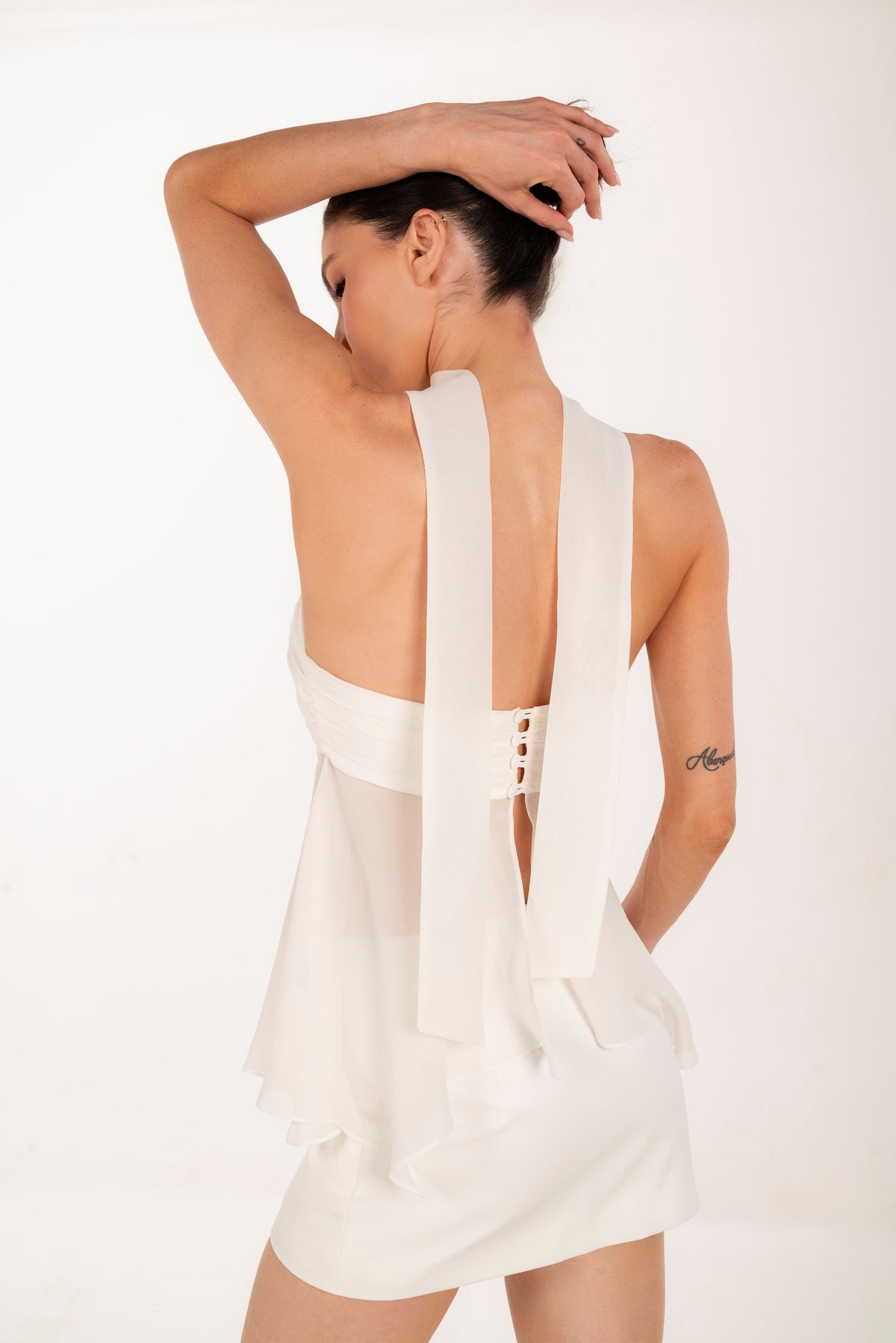 ÉXI-VICTORIA WHITE STRAPLESS SILK TOP