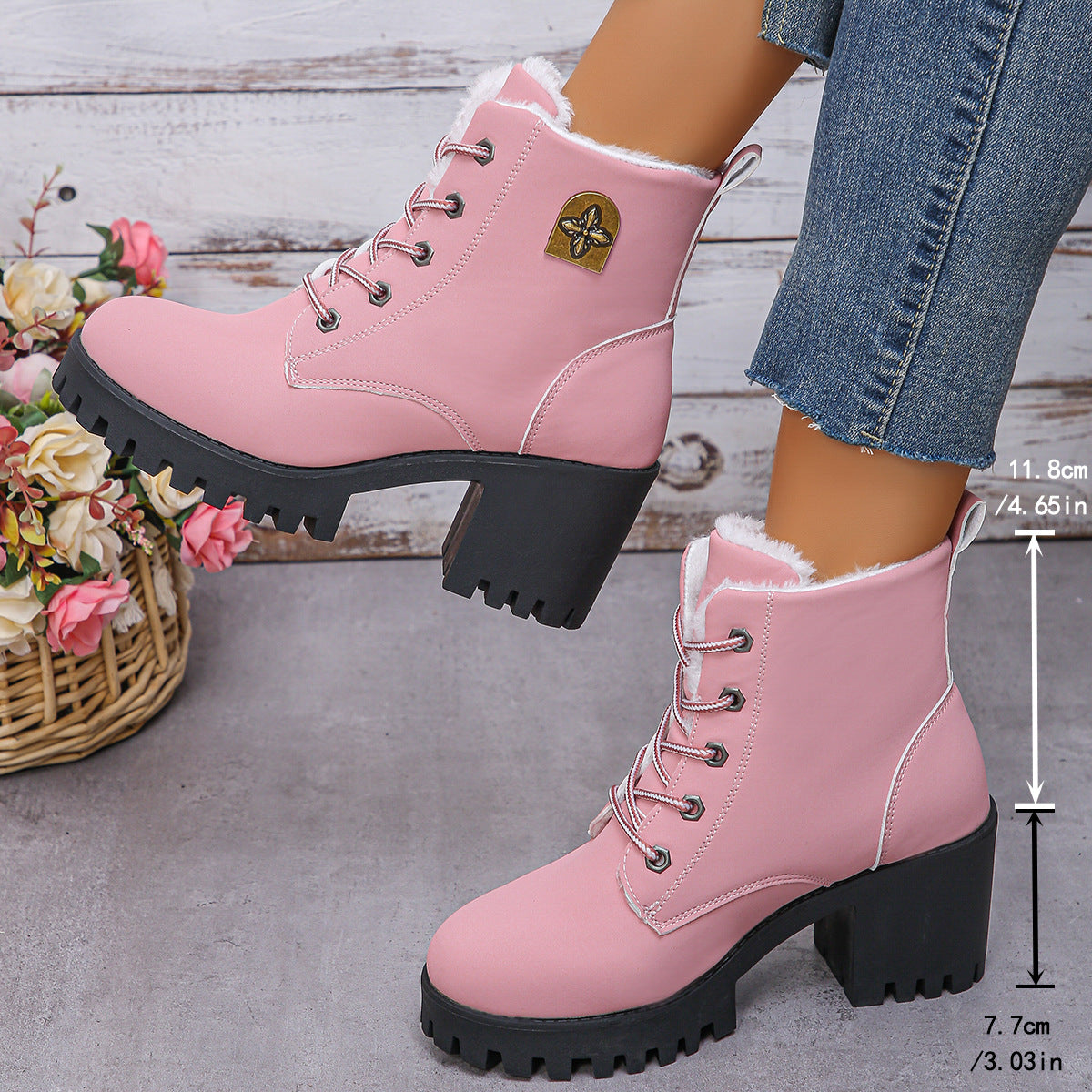 Fiorelle Damen Alpine Luxe Schnürstiefelette – Wetterfeste Stiefelette mit klobiger Sohle, mittelhohem Absatz, Kunstfellfutter und klassischem Schnürdesign (US 4-10)