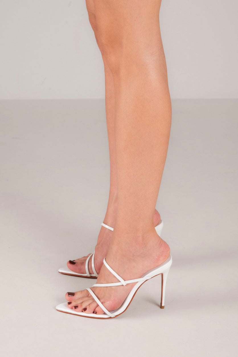 ÉXI-IRIS MULE WHITE - PRE-ORDER