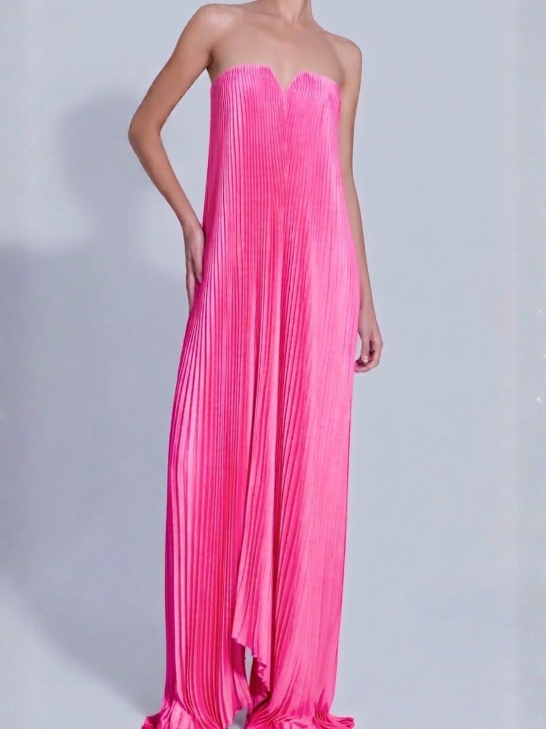 Asymmetric Pleated Satin Strapless Maxi Dress - Éris