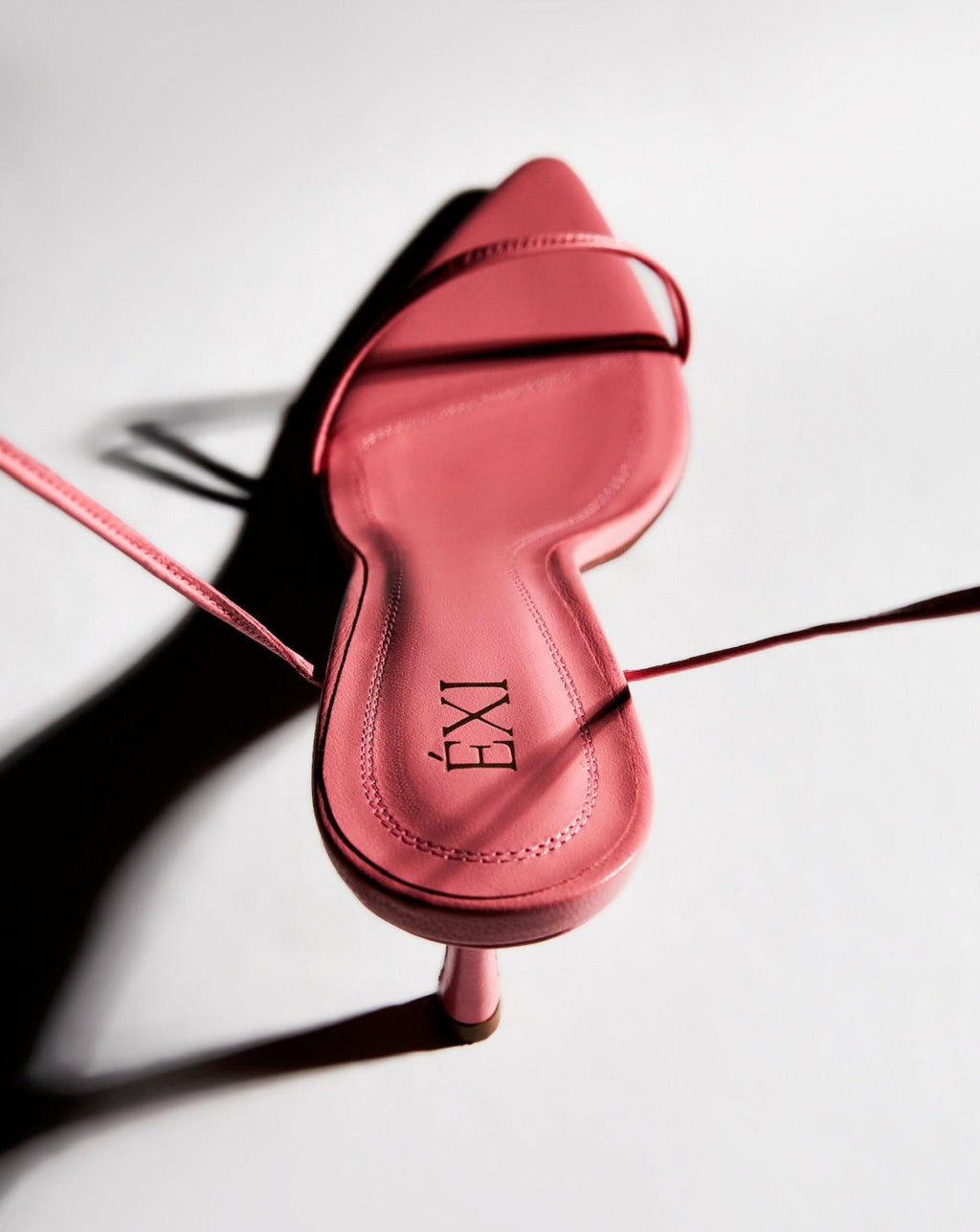 ÉXI-THALIA LACEUP PINK