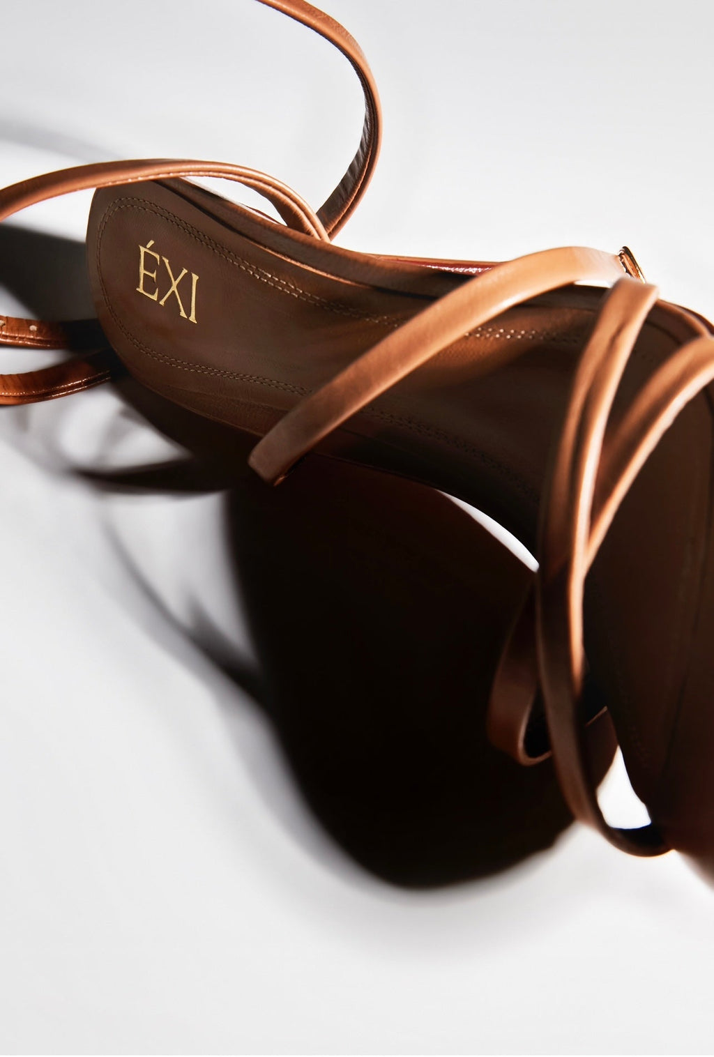 ÉXI-ANNA SANDAL CARAMEL