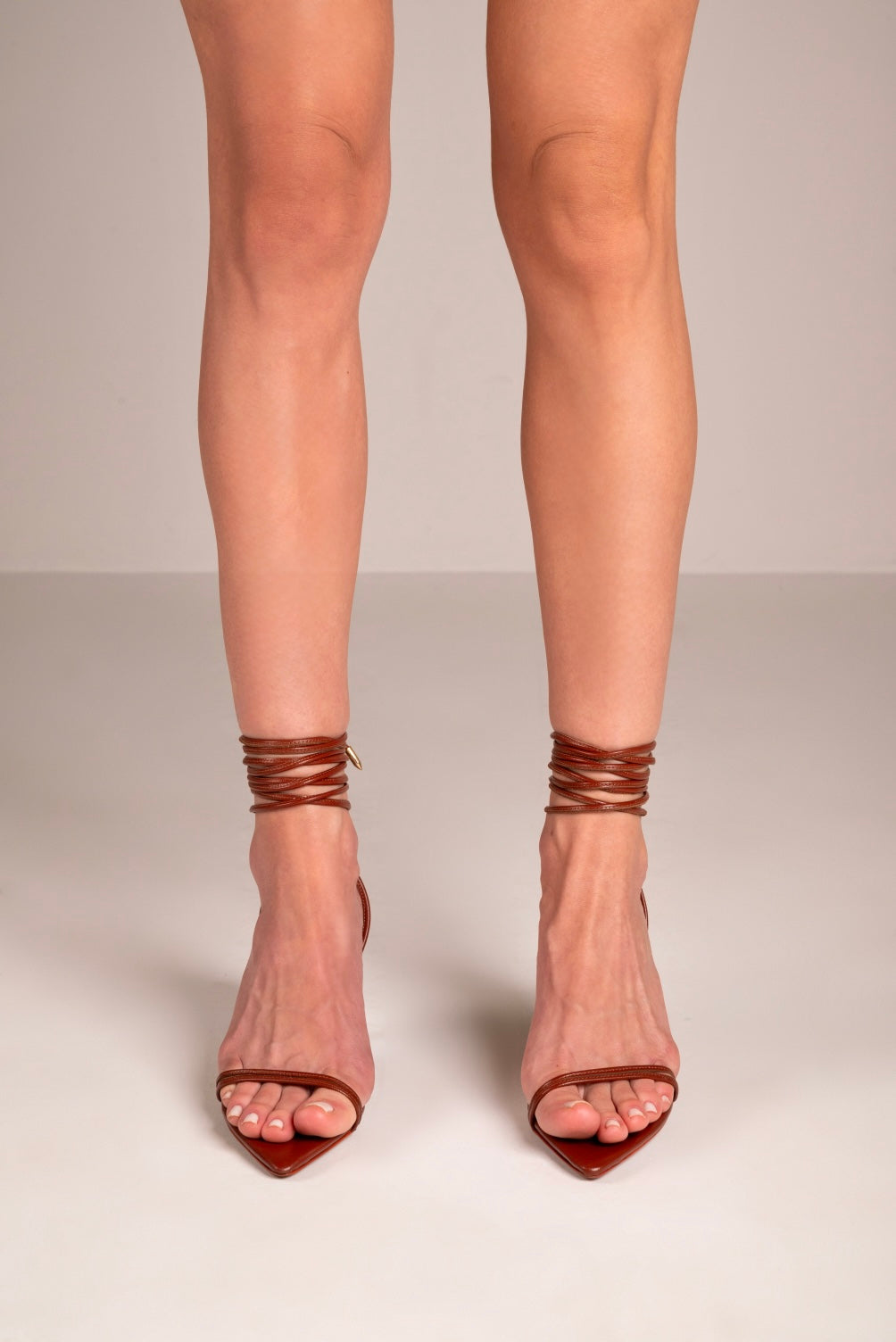 ÉXI-THALIA LACEUP CHOCOLATE
