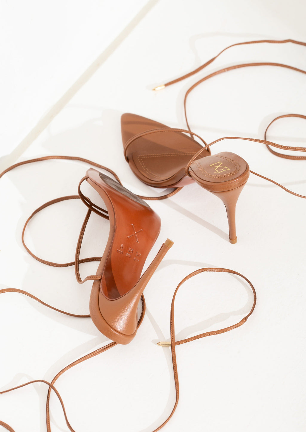 ÉXI-IVY LACEUP CARAMEL