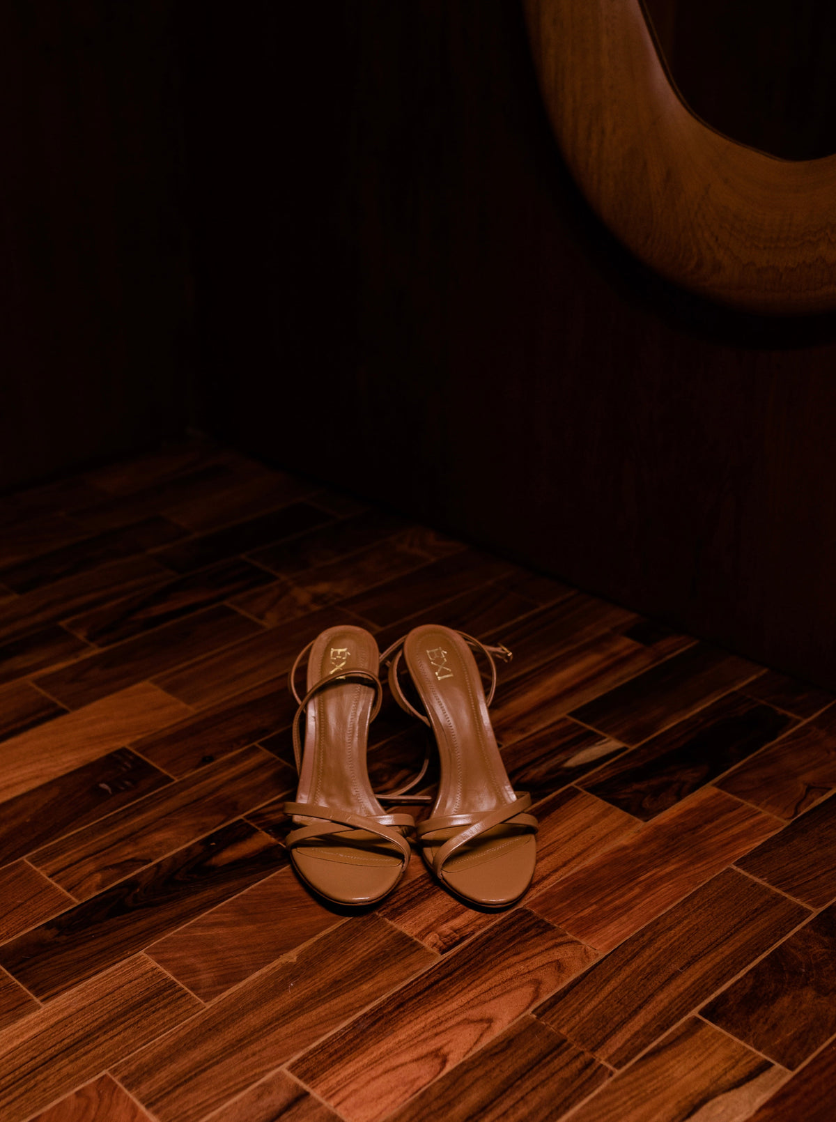 ÉXI-ANNA SANDAL CARAMEL