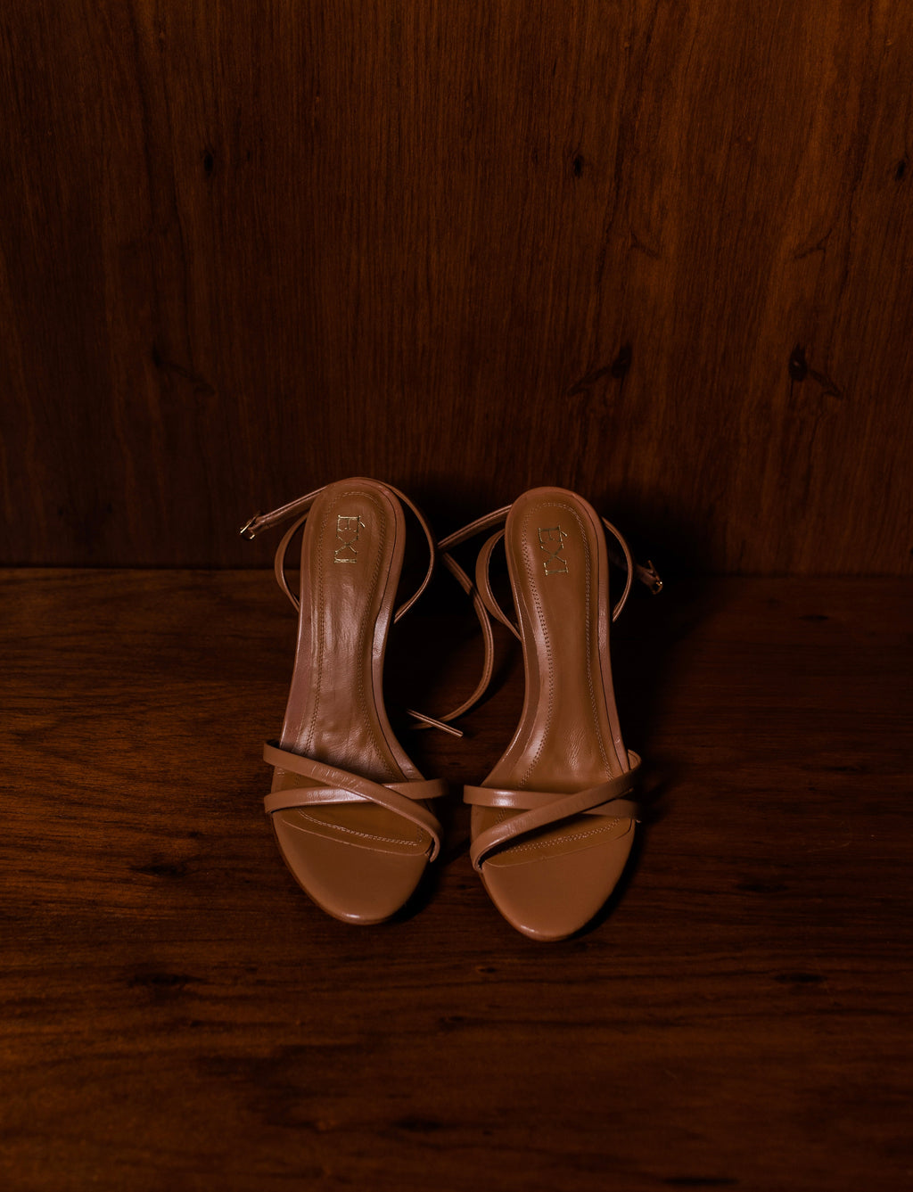 ÉXI-ANNA SANDAL CARAMEL