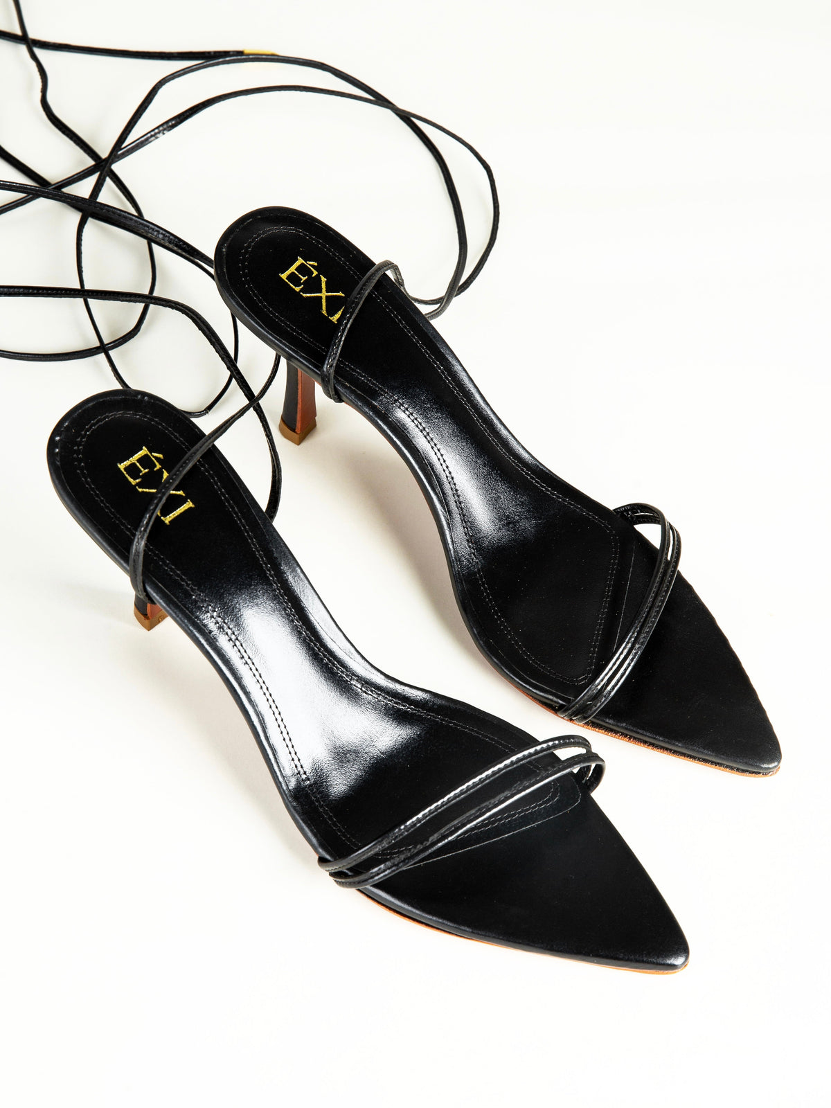 ÉXI-THALIA LACEUP SCHWARZ