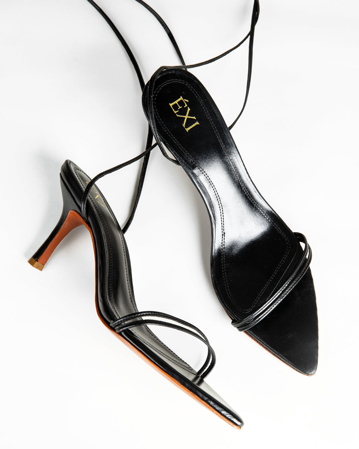 ÉXI-THALIA LACEUP SCHWARZ