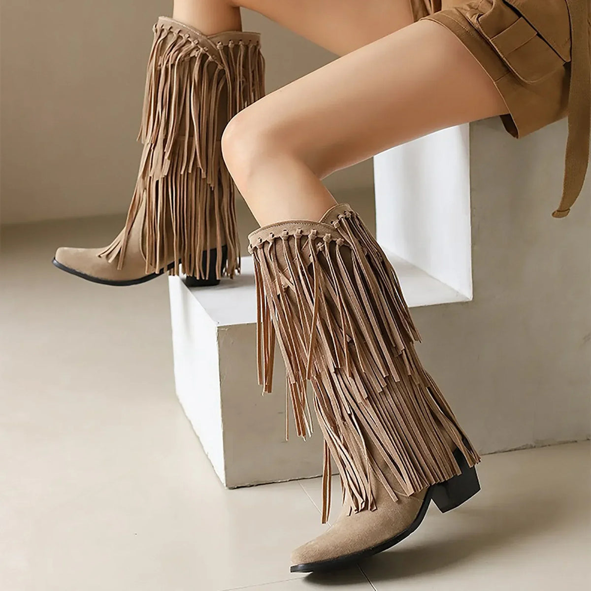 Savanna-Stiefel mit Fransenquasten