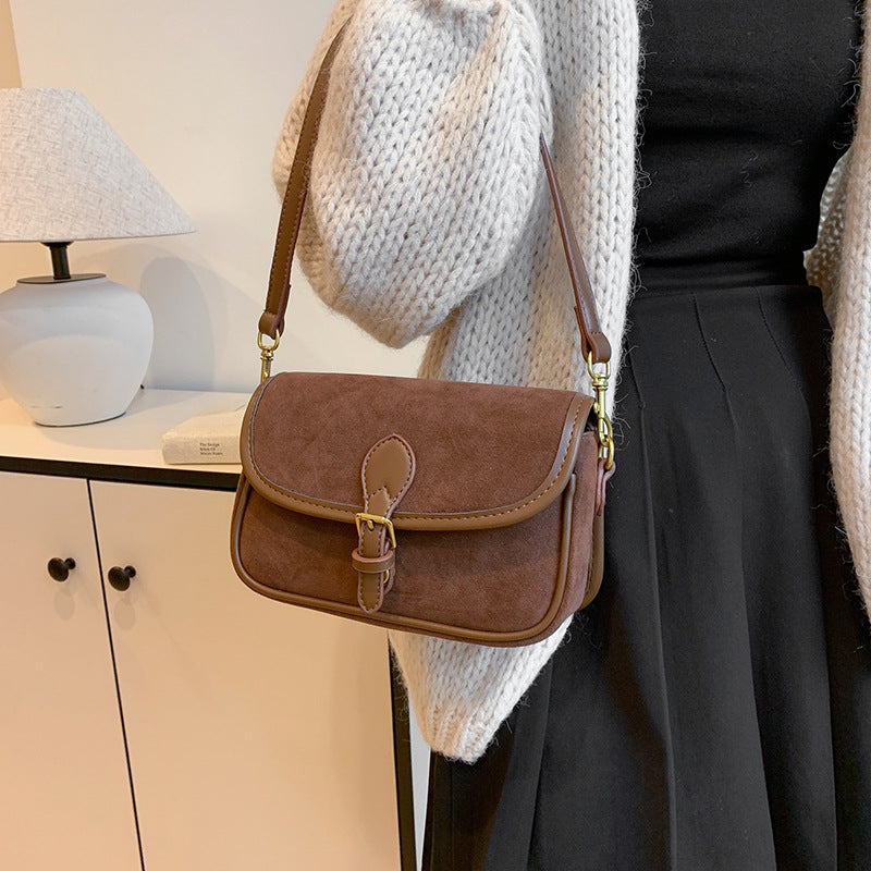 Fiorelle Damen-Satteltasche Luxe Sling Bag – Matte Vintage-Umhängetasche mit Signature-Schnalle & verstellbarem Tragegurt
